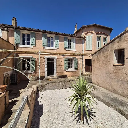 Maison De Charme Avec Piscine, Climatise, Wifi, A Deux Pas Du Port Et Des Plages