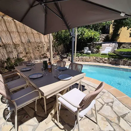 Maison De Charme Avec Piscine, Climatise, Wifi, A Deux Pas Du Port Et Des Plages